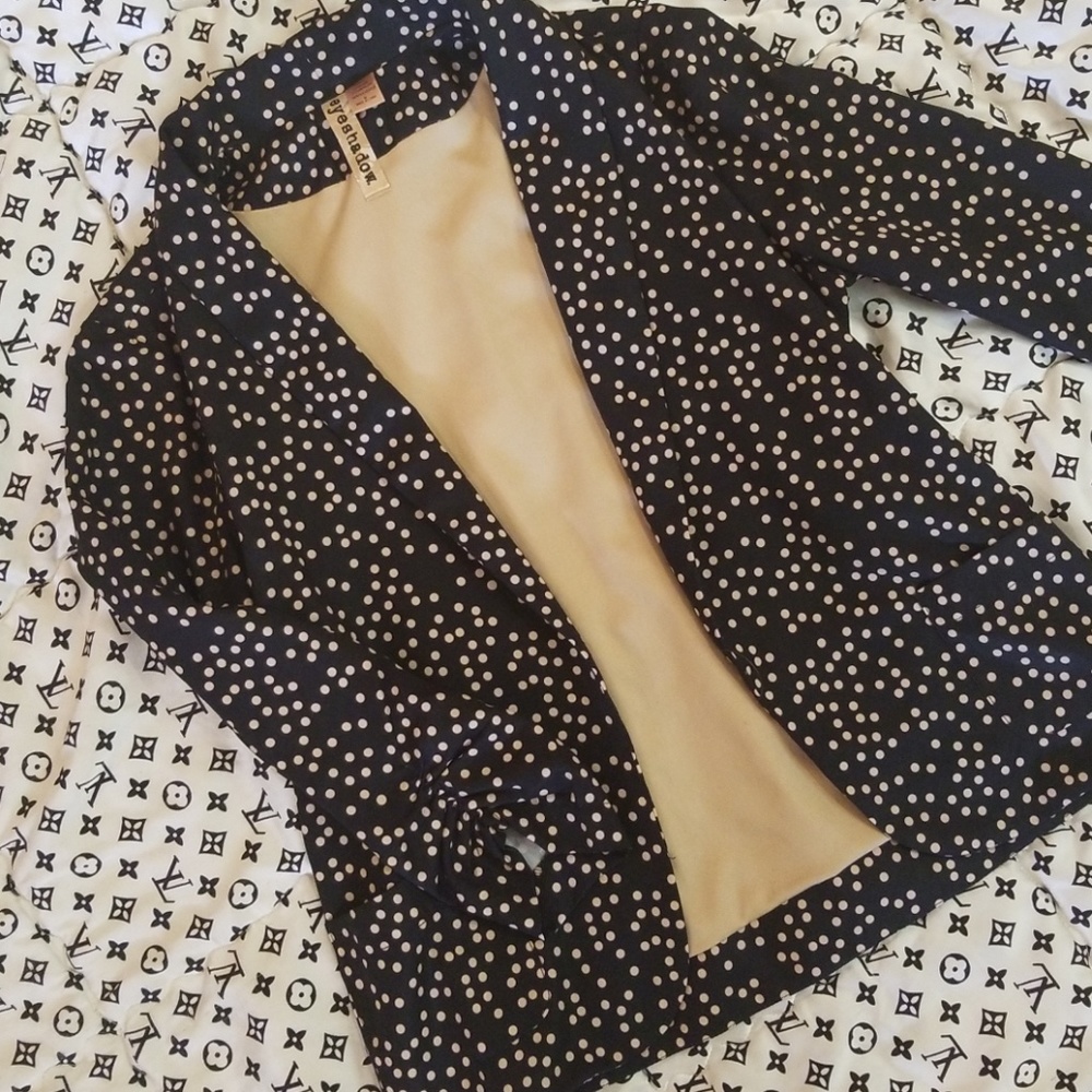 Ruffle sleeve blazer